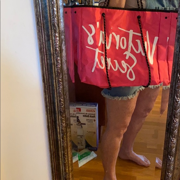 Bag - Picture 1 of 7